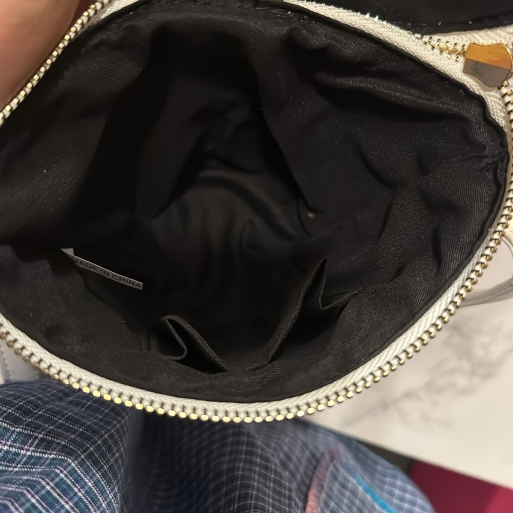 Cup Ramen Noodle Soup Handbag - Picture 7 of 7